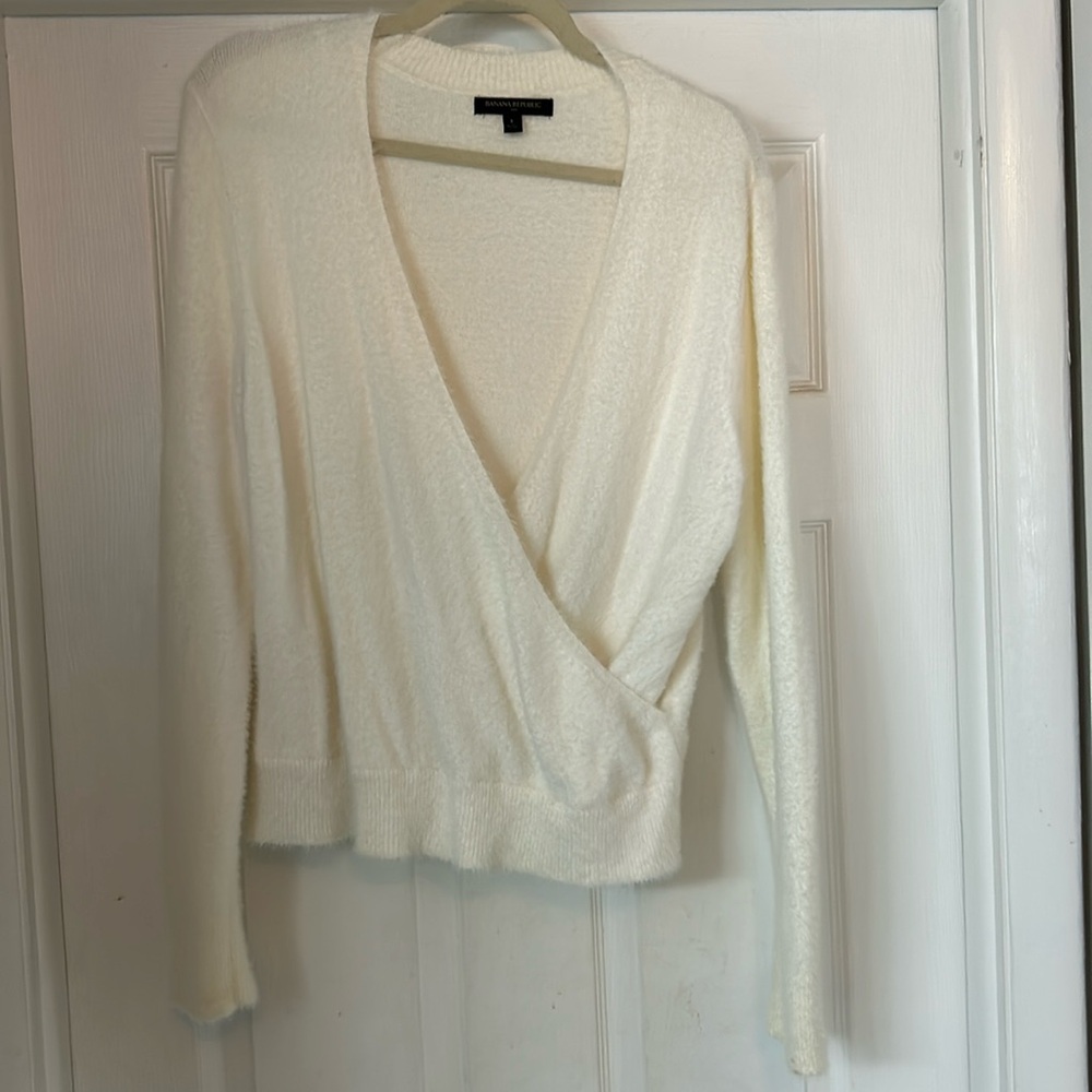 Banana Republic Factory fuzzy wrap sweater size L